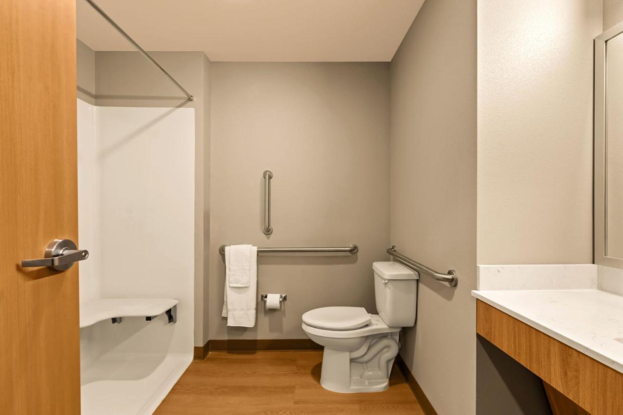 LivAway Suites Richland — photo 13