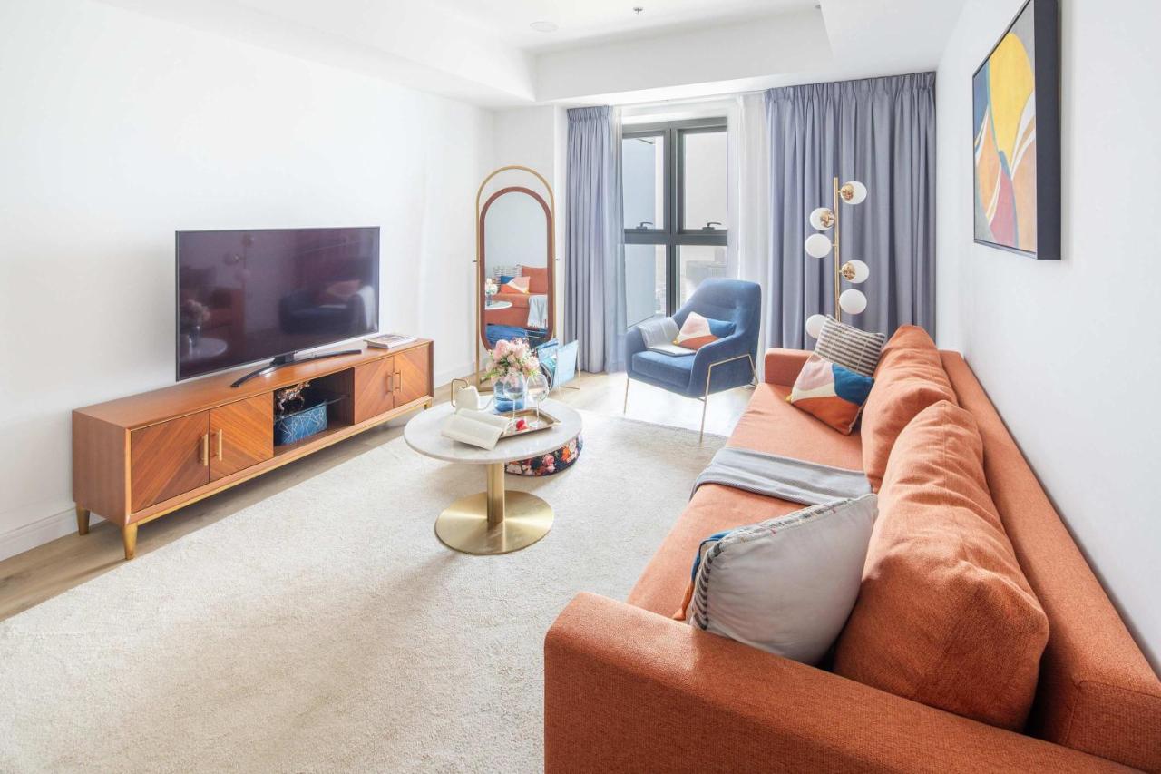 Frank Porter - Princess Tower - 2