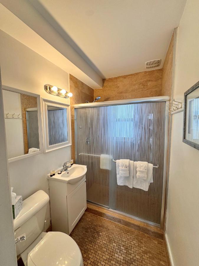 Coral Key Inn — photo 18
