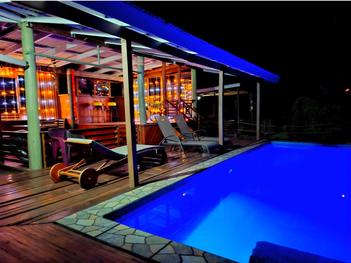 Ocean Breeze Villa - 4