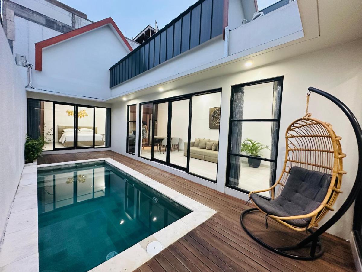 Athalia Villa Seminyak - 4