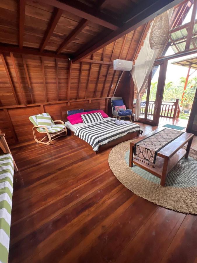 Cascadia Rad Villa - 2