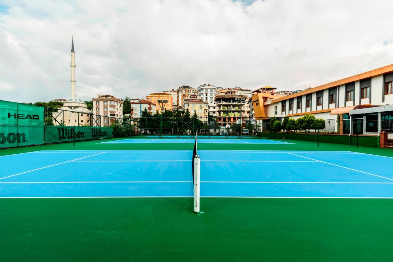 Tennis court: Aydinoglu Hotel