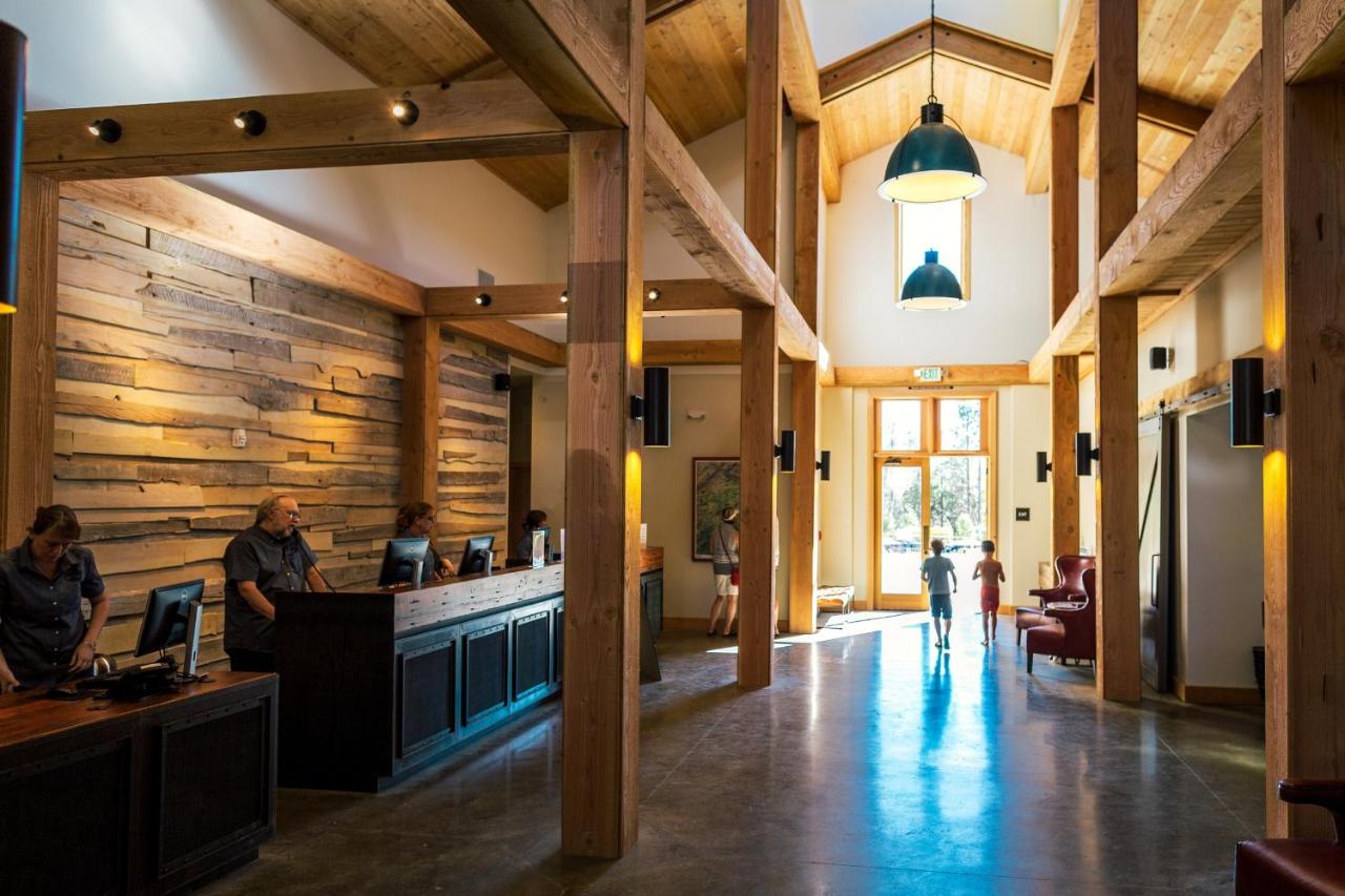 Rush Creek Lodge at Yosemite — photo 7