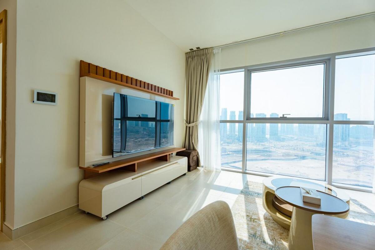 Bright and Spacious 2BR Panoramic Views Sleeps 7 to 8 Guest - 4