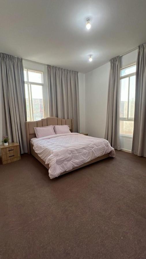 Khalifa A Home Stay Suite Room