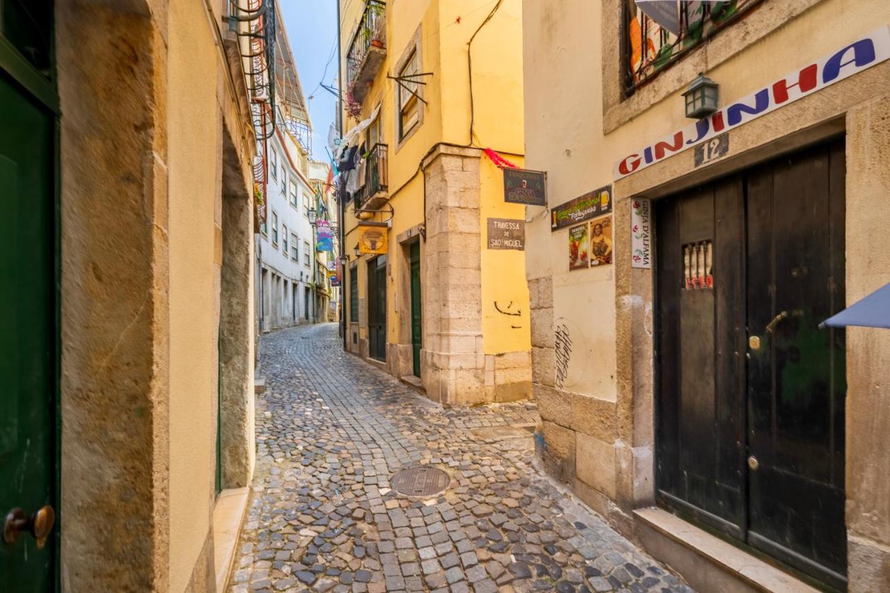 Alfama Fado Apartments - 2