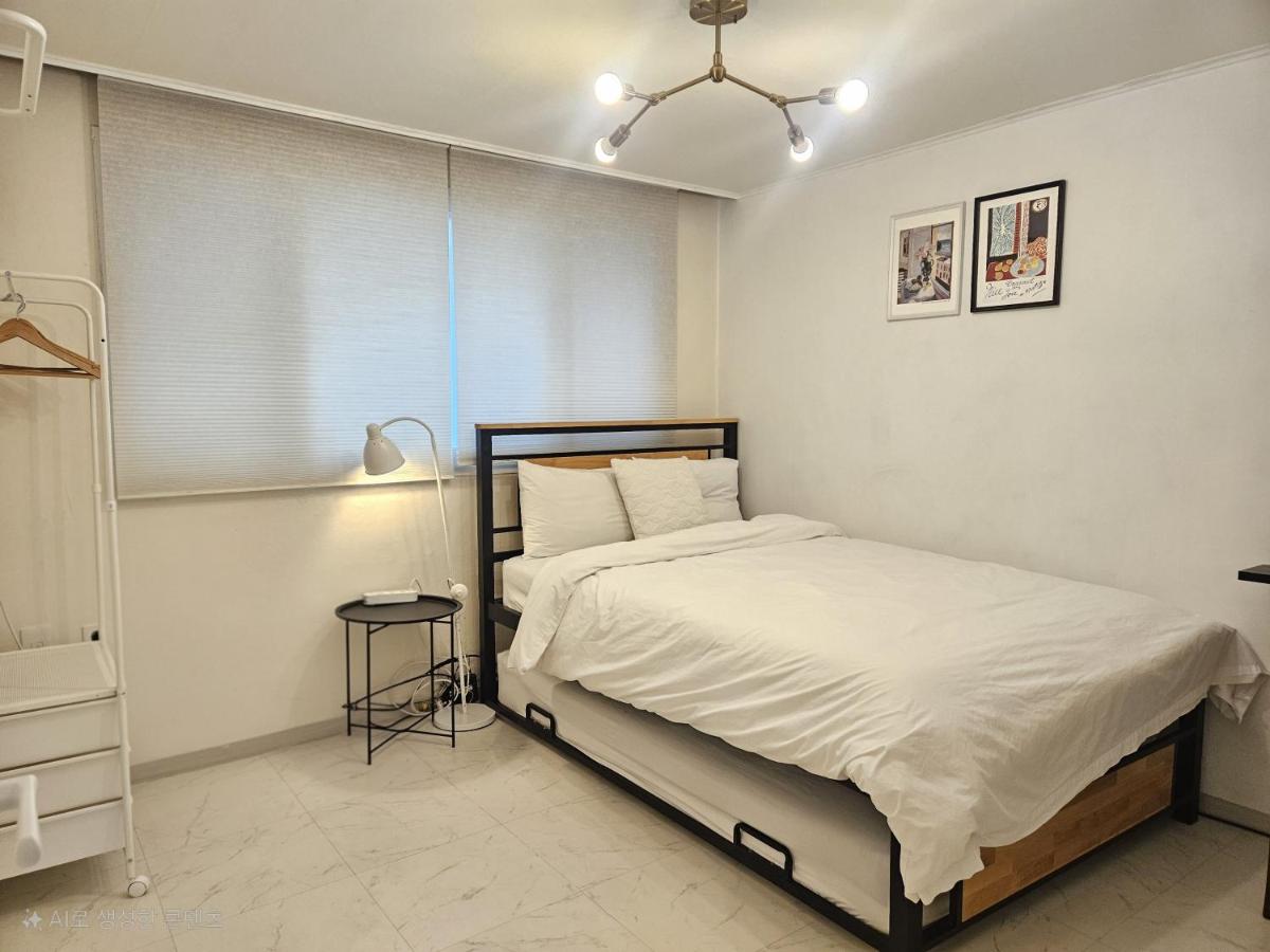 [Hongdae] Min's house