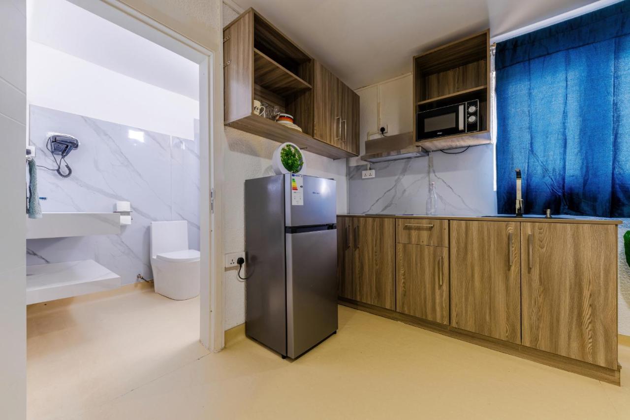 C-side Studios - newly fully renovated beachfront residence with rooftop jacuzzi - 3