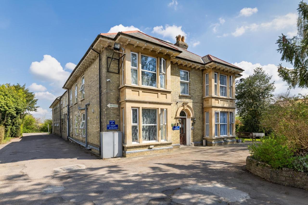 Shelford Lodge