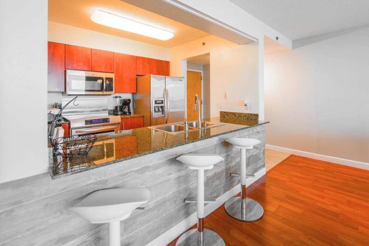 Luxury Oceanview in Brickell & Free Parking - 3