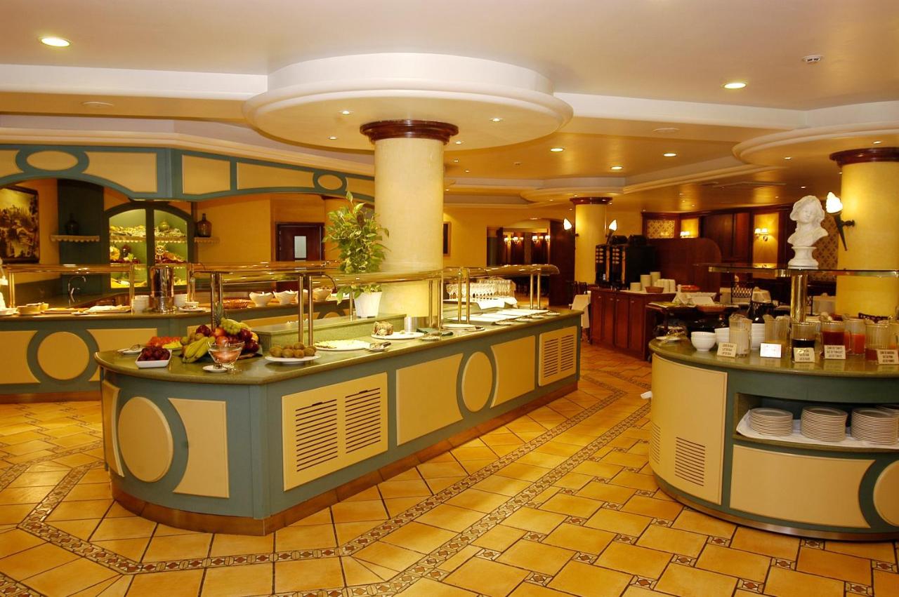 Andorra Palace photo