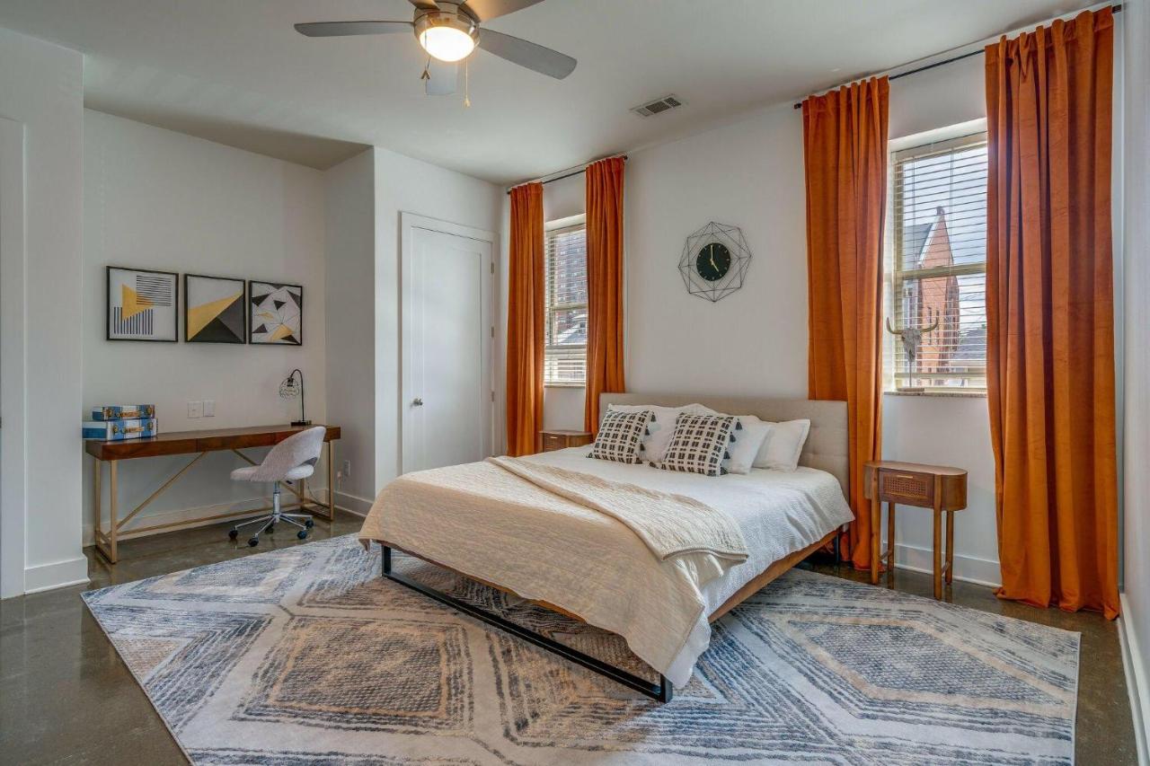 Lofts at 30th -Horizon- 2 Bedroom Executive Suite - 2