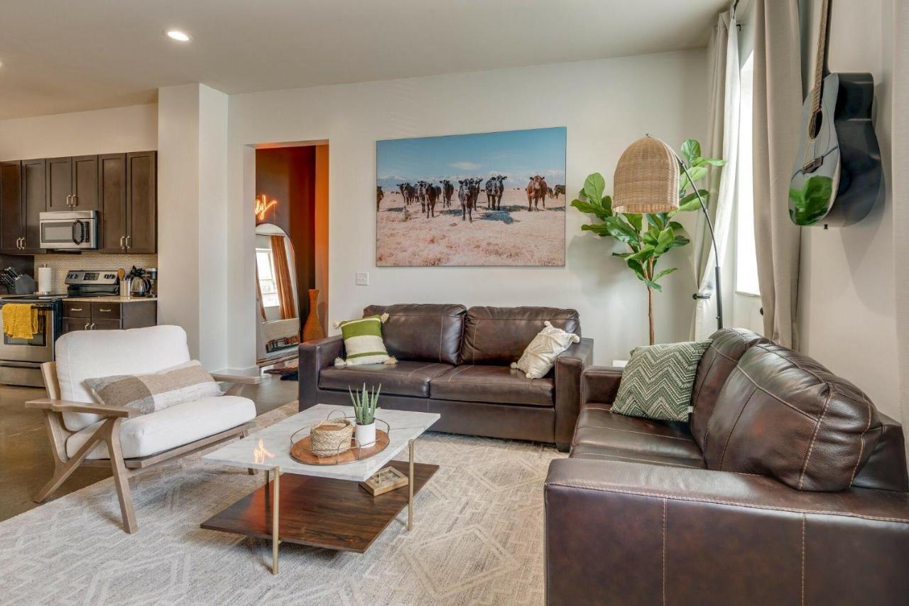 Lofts at 30th -Horizon- 2 Bedroom Executive Suite - 4