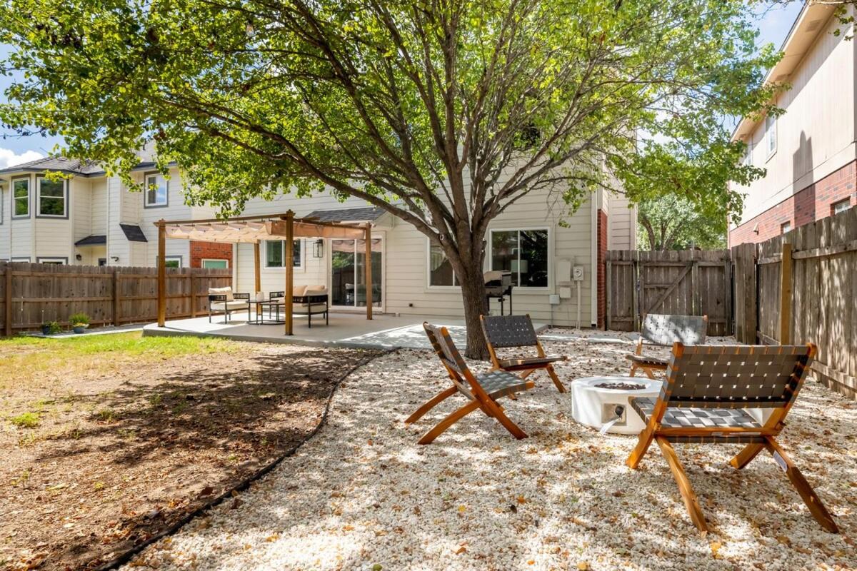 Modern 3BR Home with Game Room & Gym Near The Domain - 2