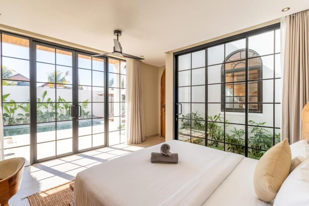 Villa Surfer Rosa - Uluwatu by Yolla Hospitality - 2