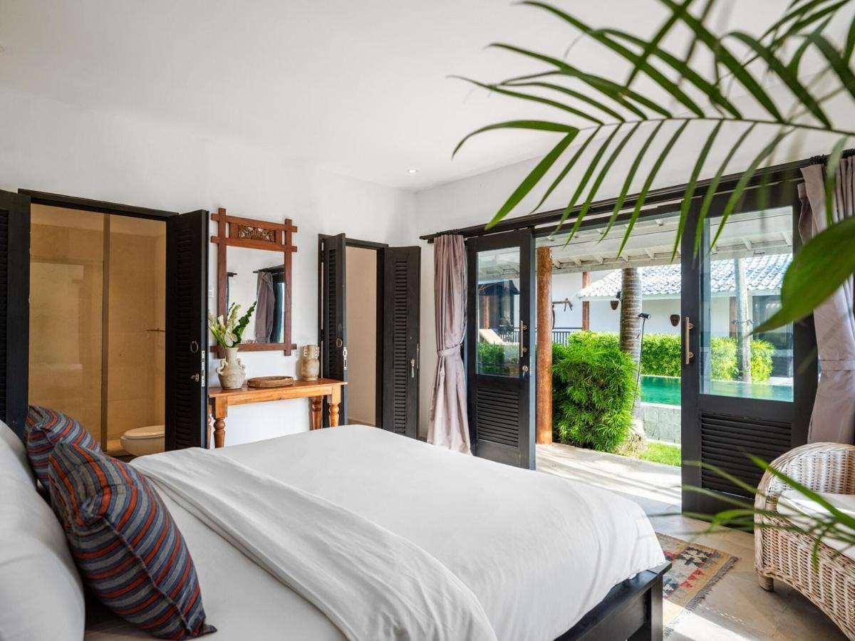 Luxury Berawa Pool Villa - 2