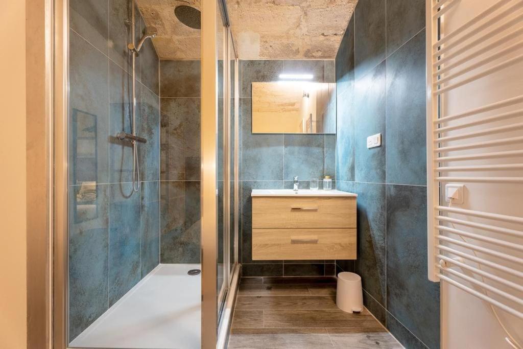 Bel appartement moderne centre ville Bordeaux - proche tram - 3