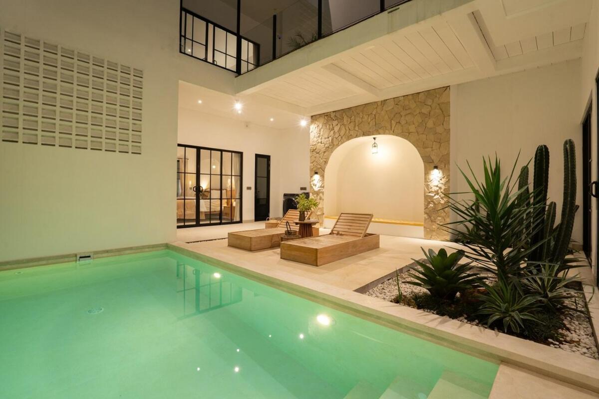 Leva Villa - Luxury 3BR Jimbaran