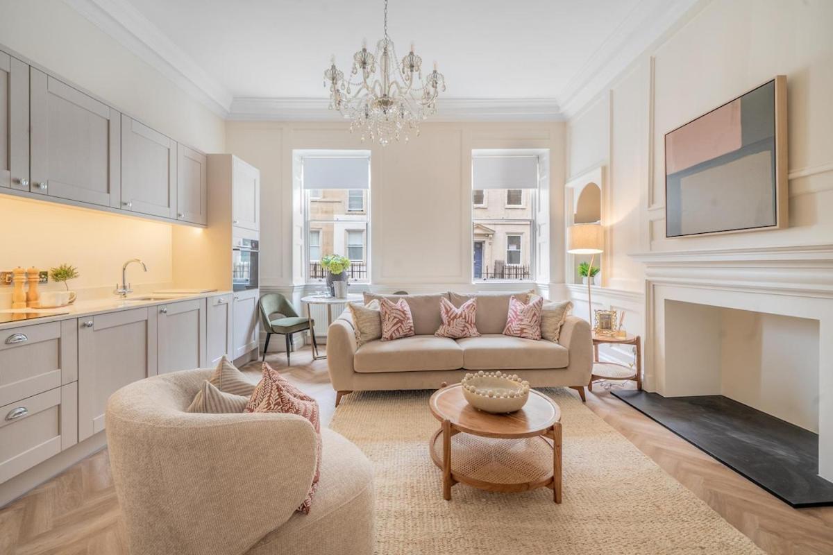 Elegant 1-Bed Apartment in the Heart of Bath