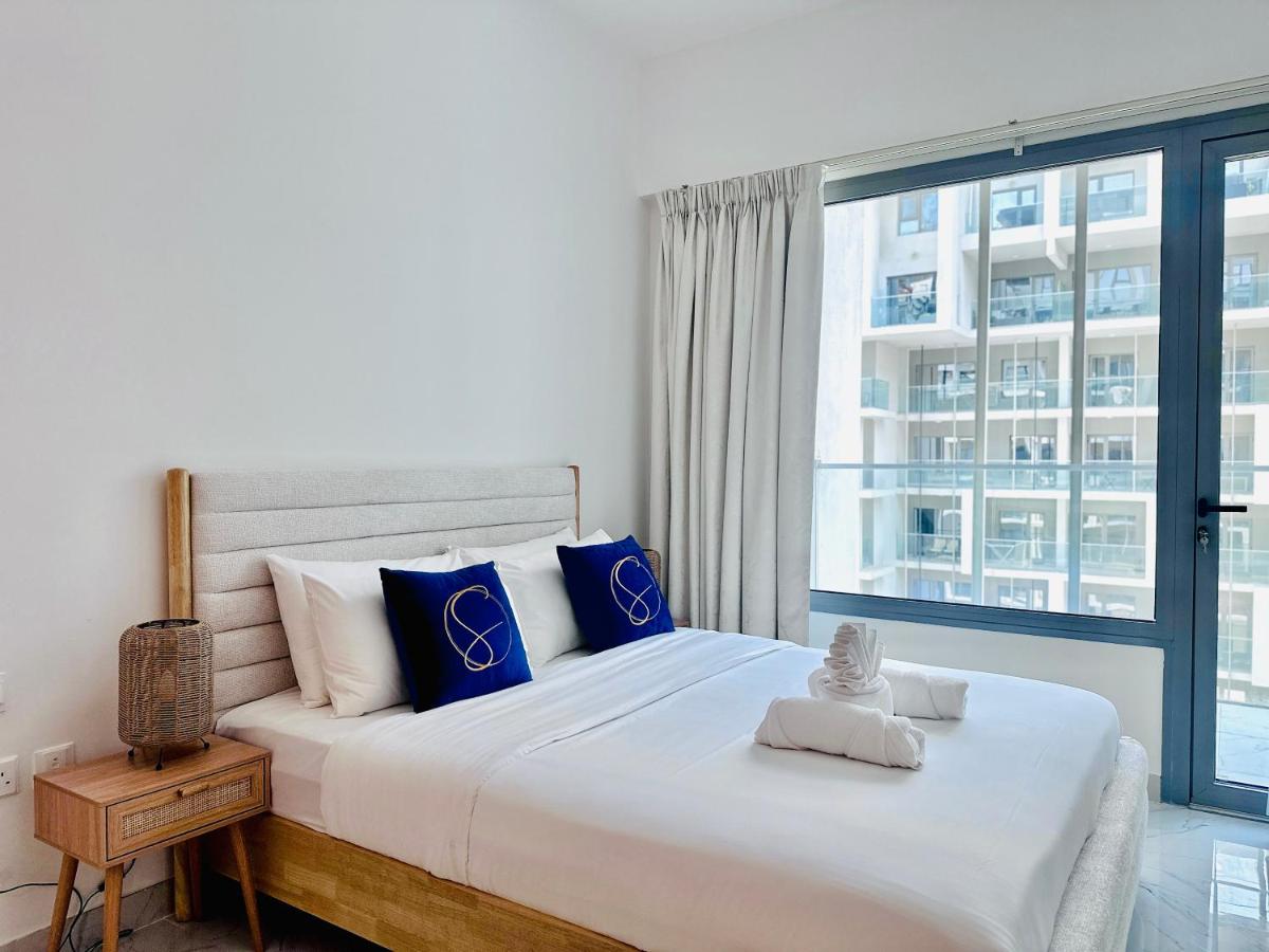 Smart City Escape Modern Studio in Oasis Tower 1 - 2