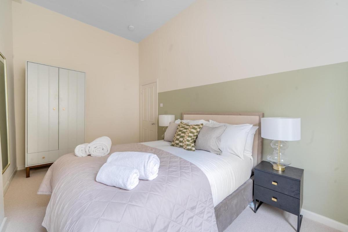 Stylish City-Centre Flat with Double Bed - 5