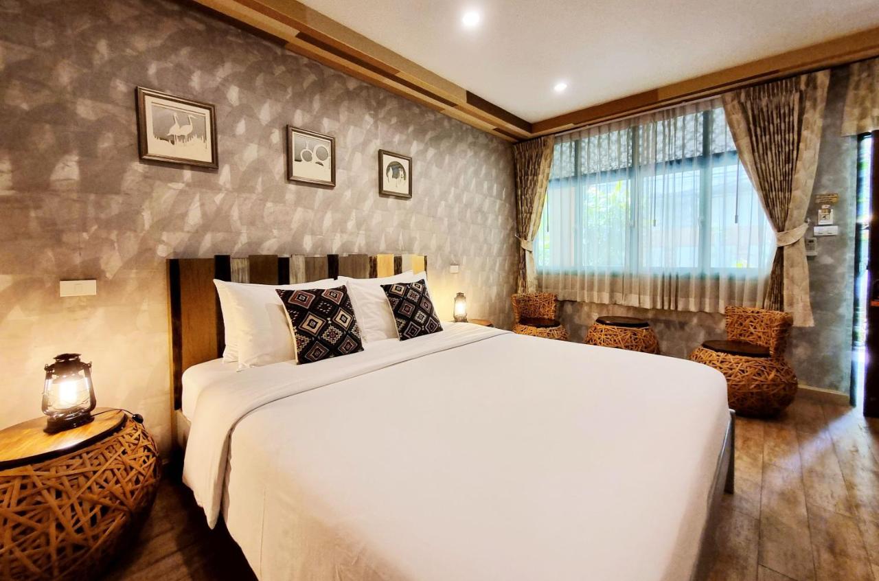 Focal Local Bed & Breakfast - 2