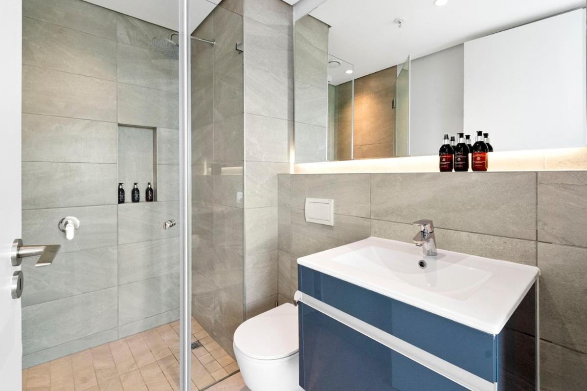 24th Floor The Rubik Cape Town - 2