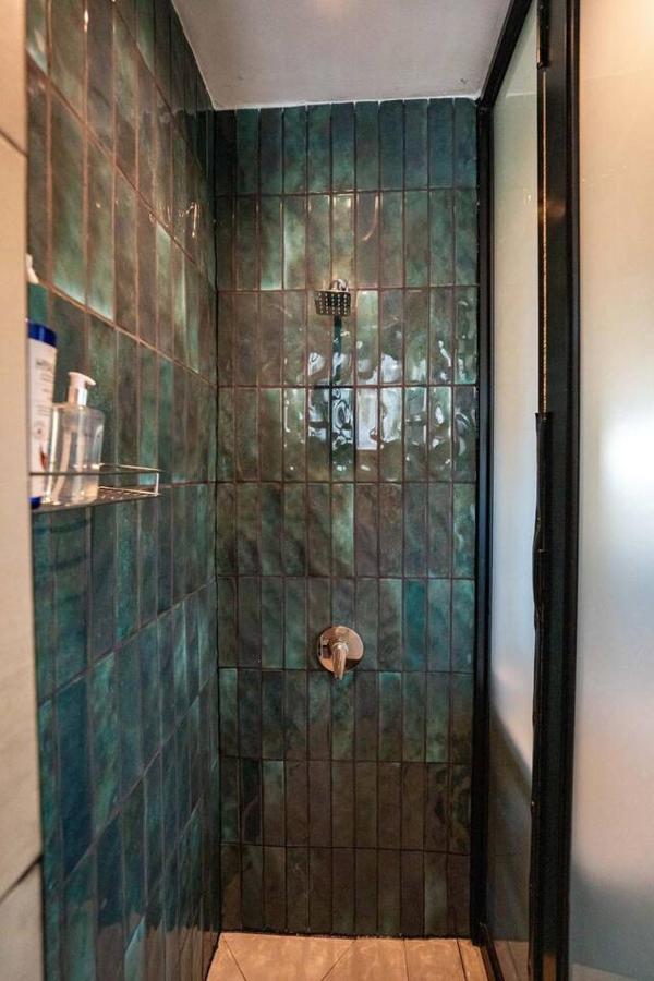 Indulge in an Urban Oasis at Green Points Nest - 4