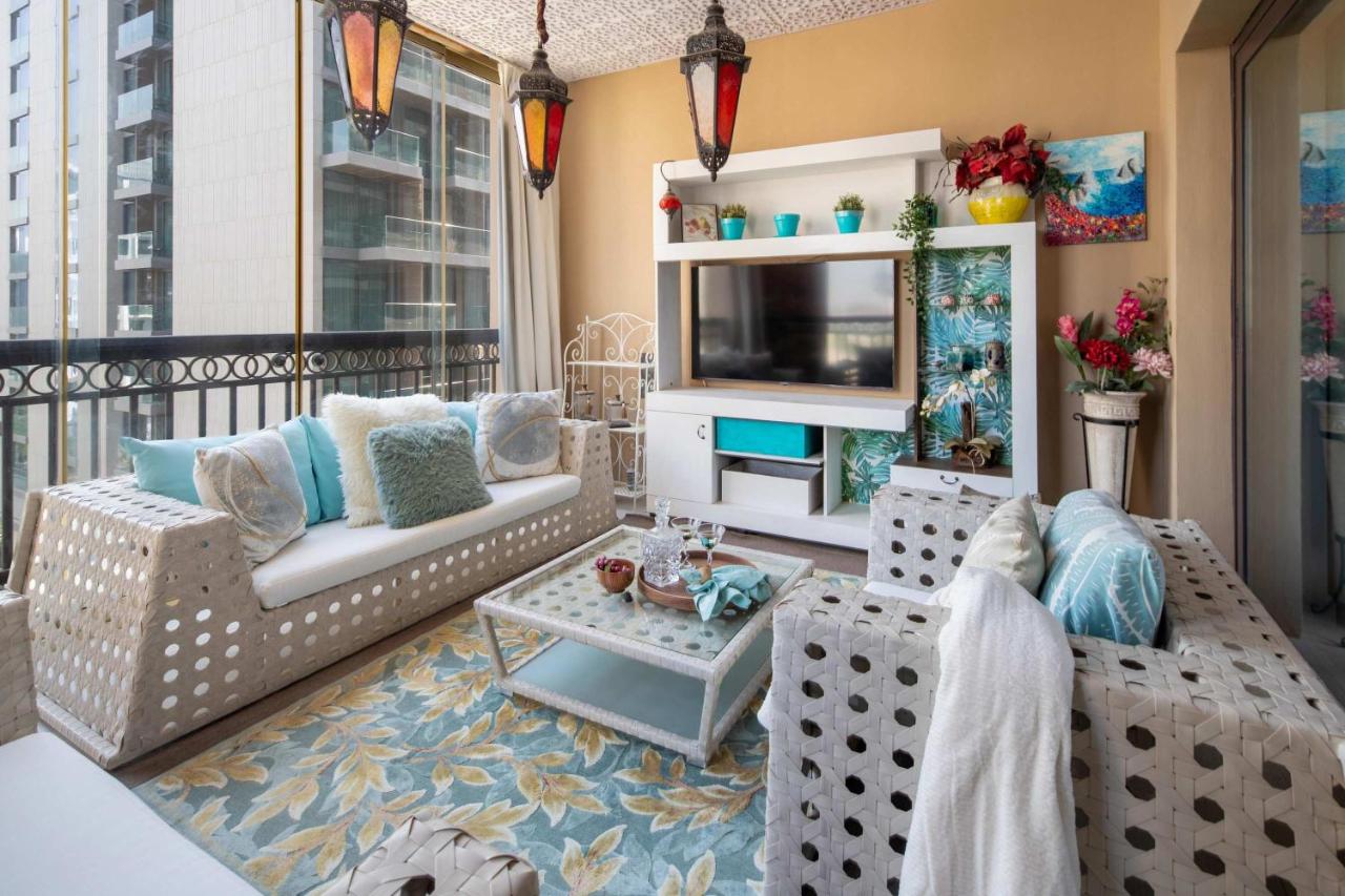 Frank Porter - Fairmont Residence South - 3