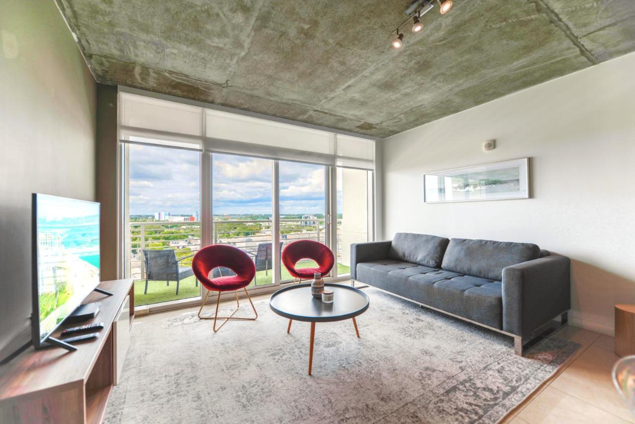 Modern Midtown Gem - Walk to Everything