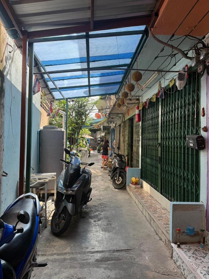 best 148 train staytion - 4