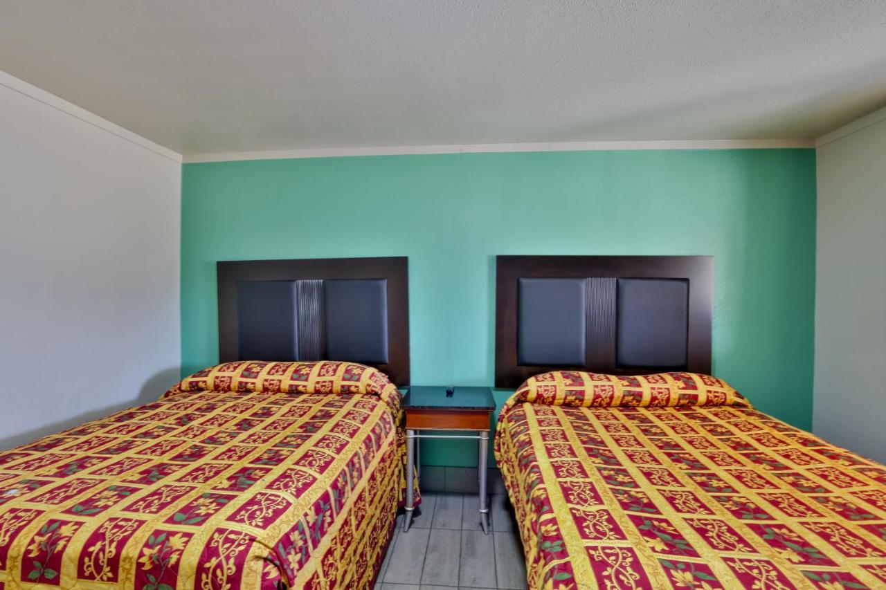 El Tejas Motel — photo 15