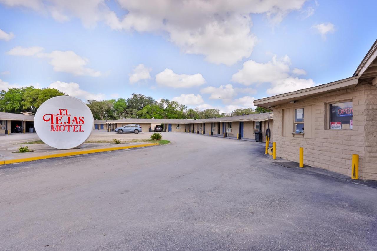 El Tejas Motel — photo 16