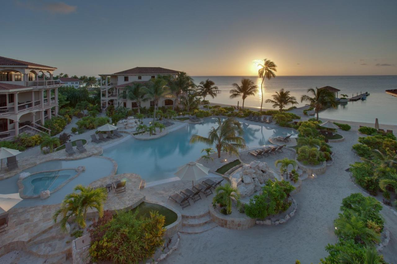 Coco Beach Resort photo