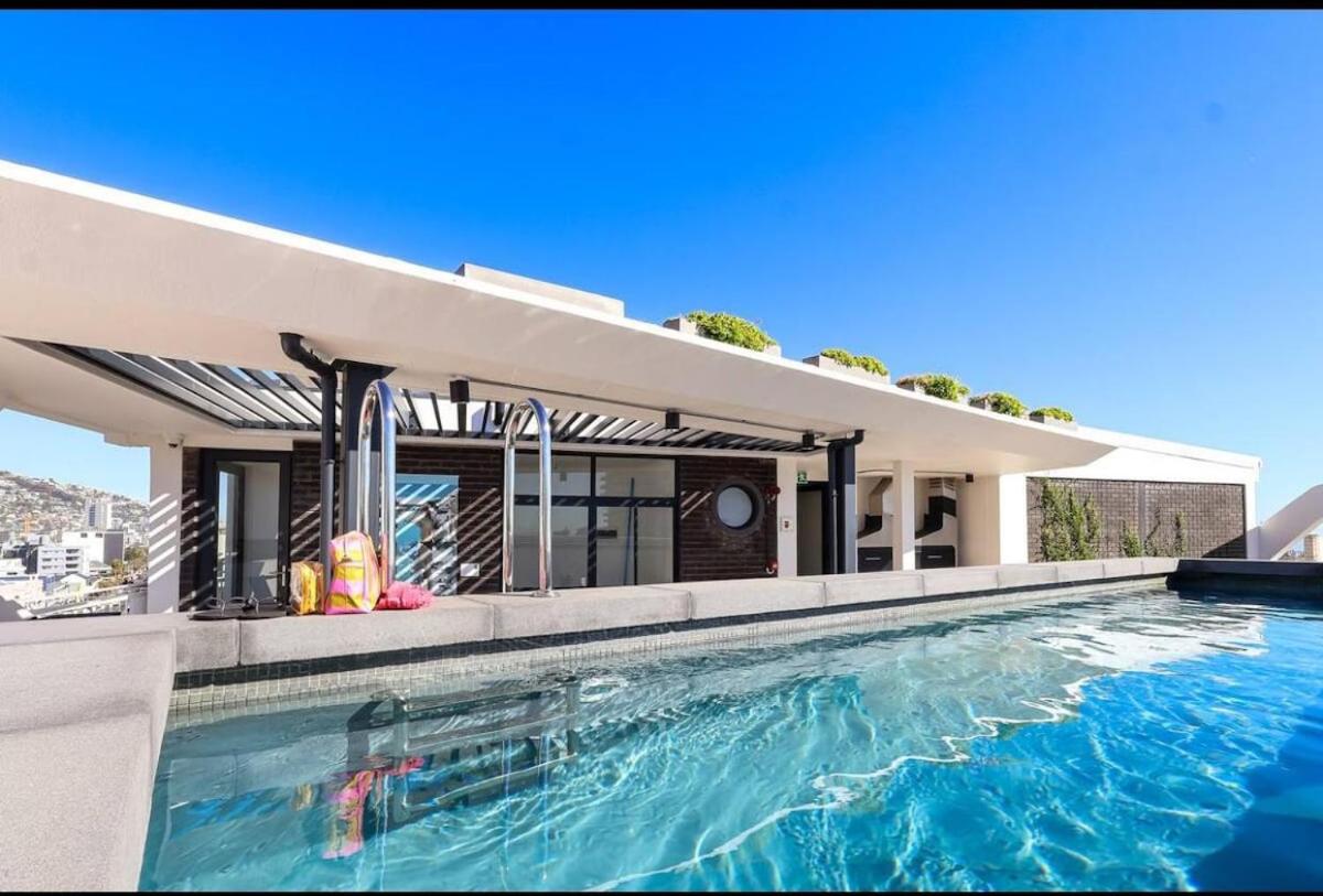 Kkape Sands - Peak Views From Sea Point Pad - 4