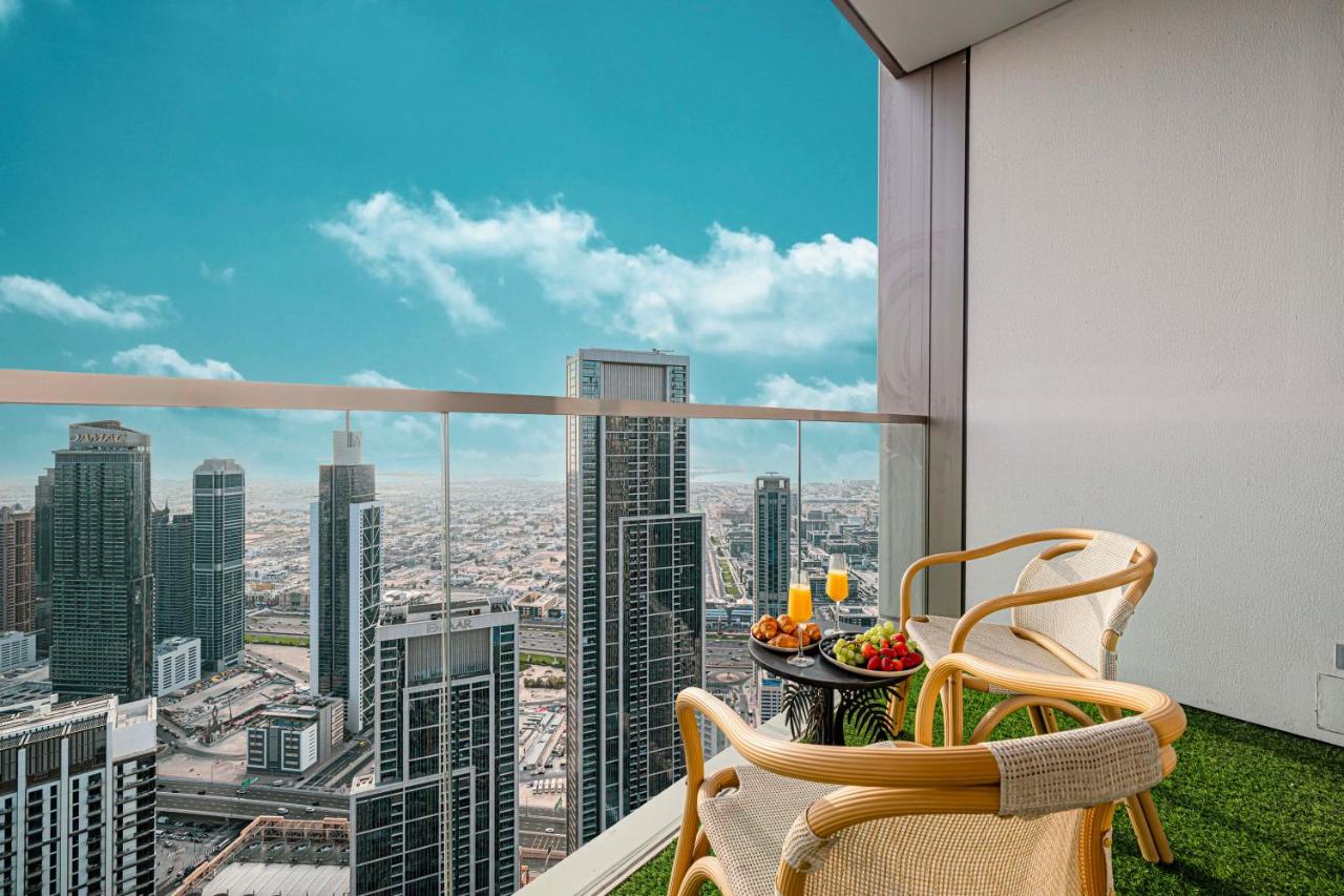 Luxury Grande Suites by Hostiva - Full City View - 2