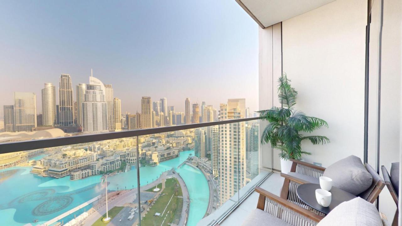 Vacationer Holiday Homes l Fountain, Burj Khalifa View l 2 Bedroom l Downtown Dubai - 4
