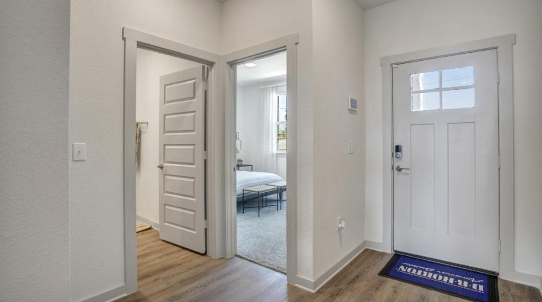 Peaceful Room in Austin - 5