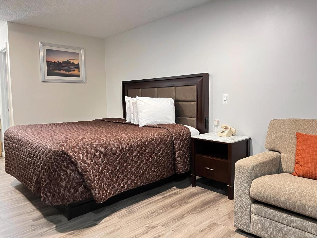 Garden Inn & Suites — photo 2