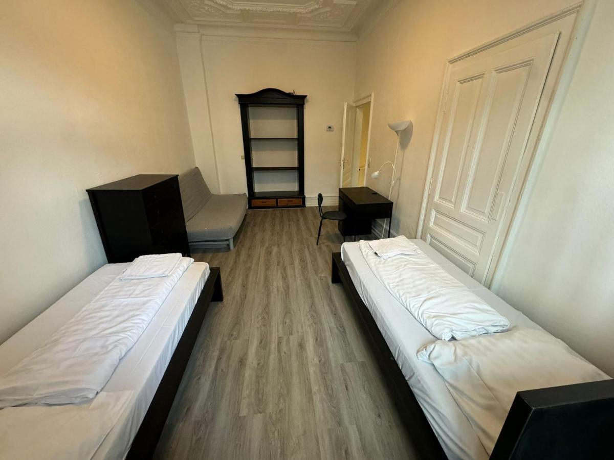 Juno Apartment