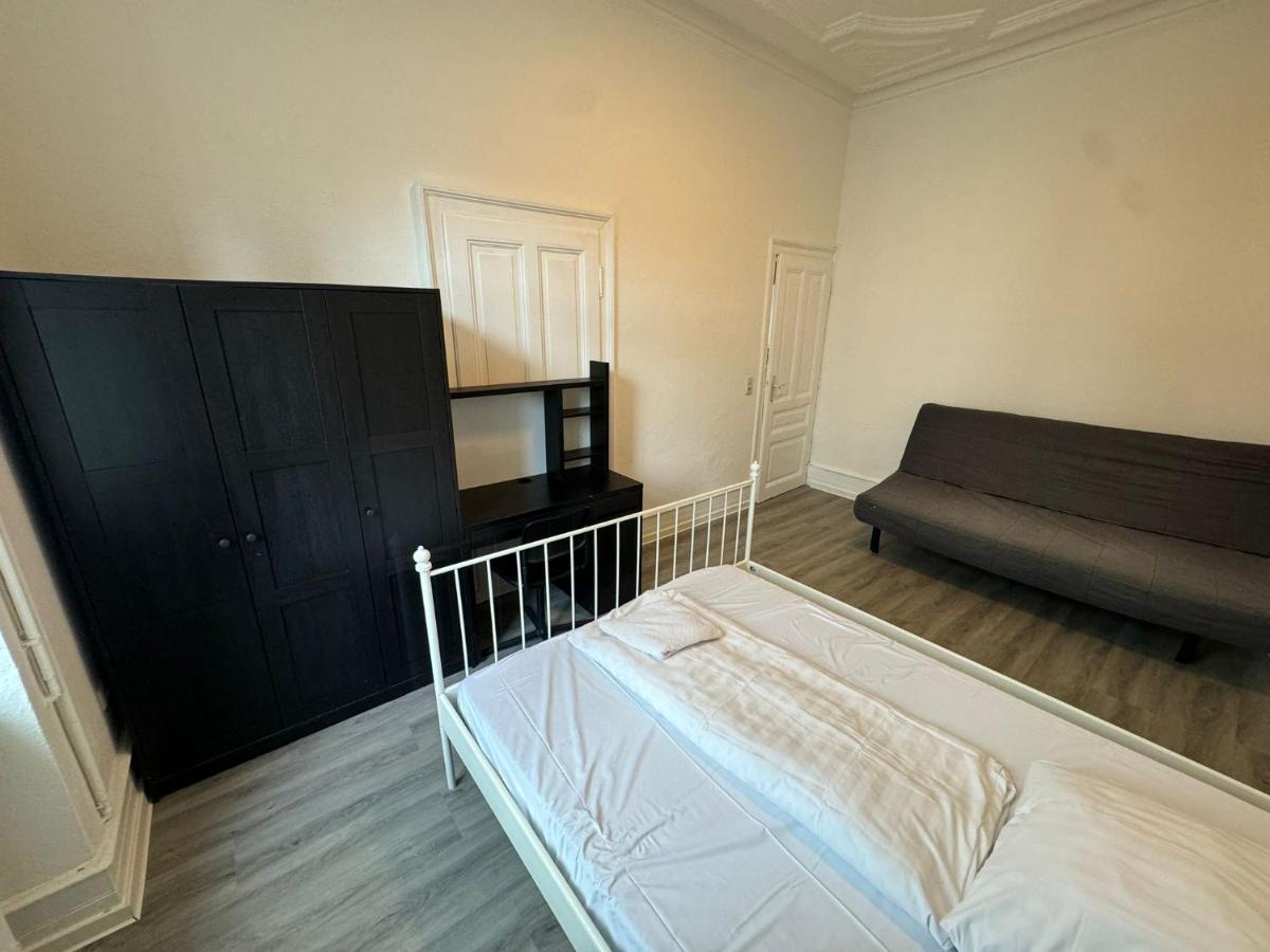 Juno Apartment