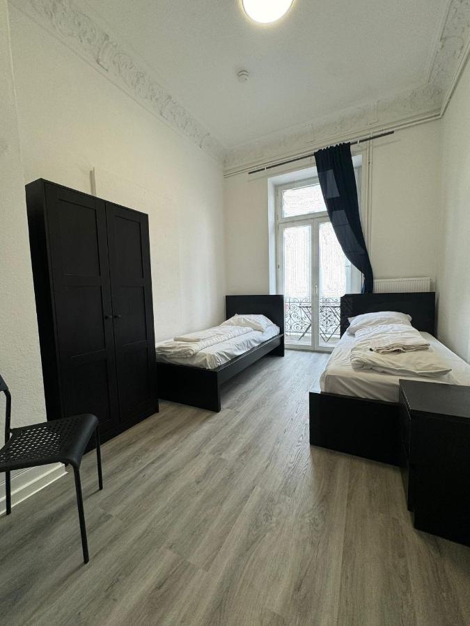 Juno Apartment