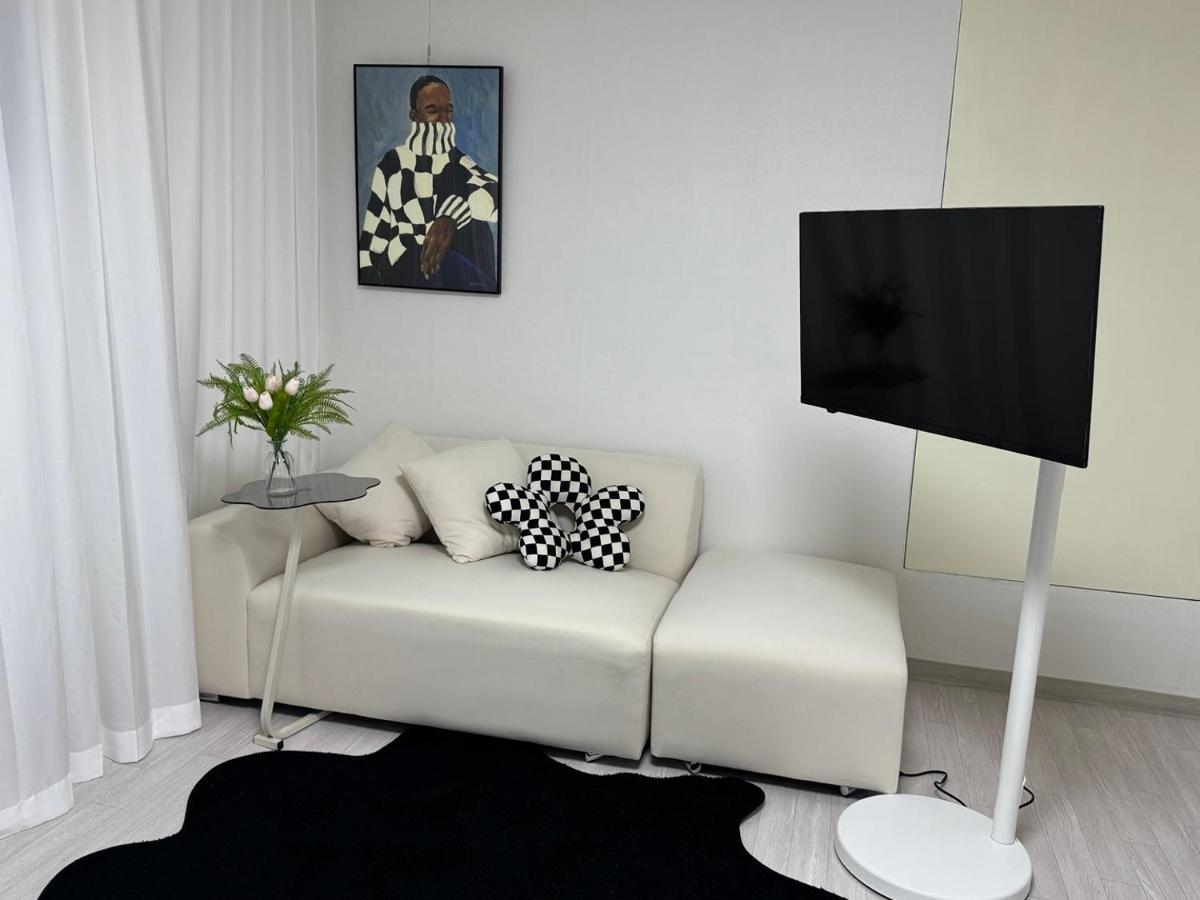 Hi Seoul Sinnonhyeon - 5