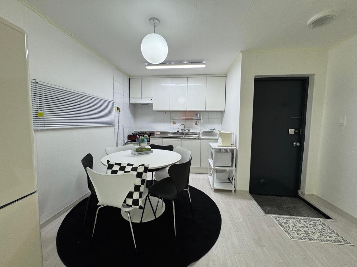 Hi Seoul Sinnonhyeon - 4