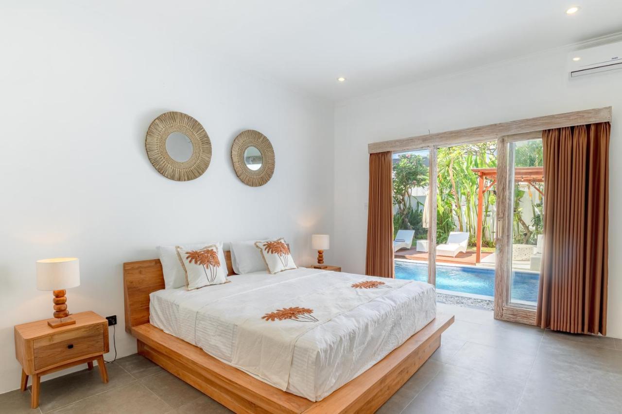 Astana Chinta Villa in Berawa Beach - 2