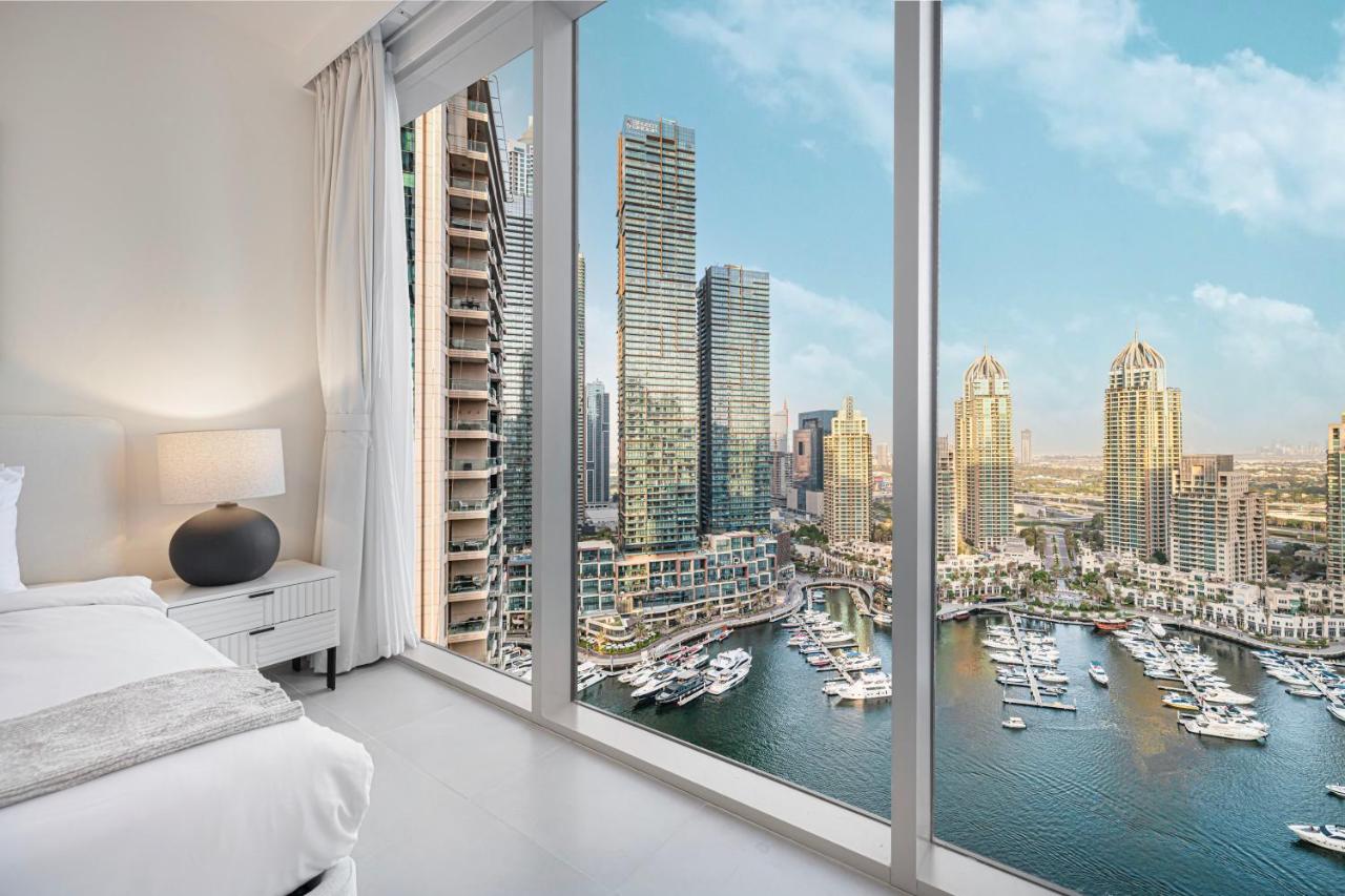 Marina Horizon by LIV High Floor 1BR, For 5 Guests, Dual Gyms & Marina View - 2