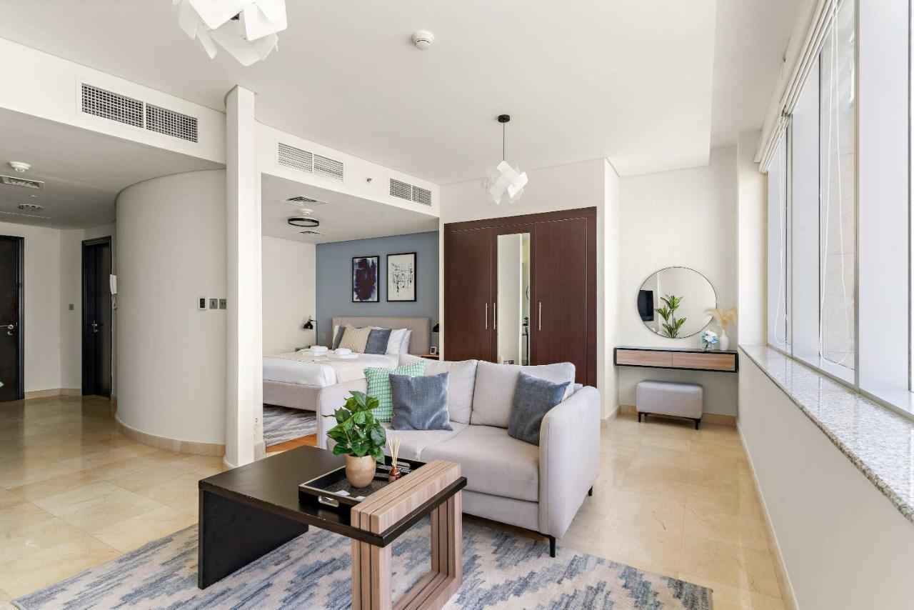 Silkhaus Vacation Homes Gallery Studio at Sky Gardens in DIFC - 2