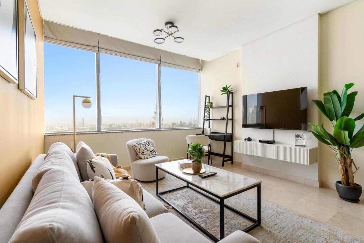 Silkhaus Vacation Homes Classic 1BDR in DIFC at Sky Gardens - 4