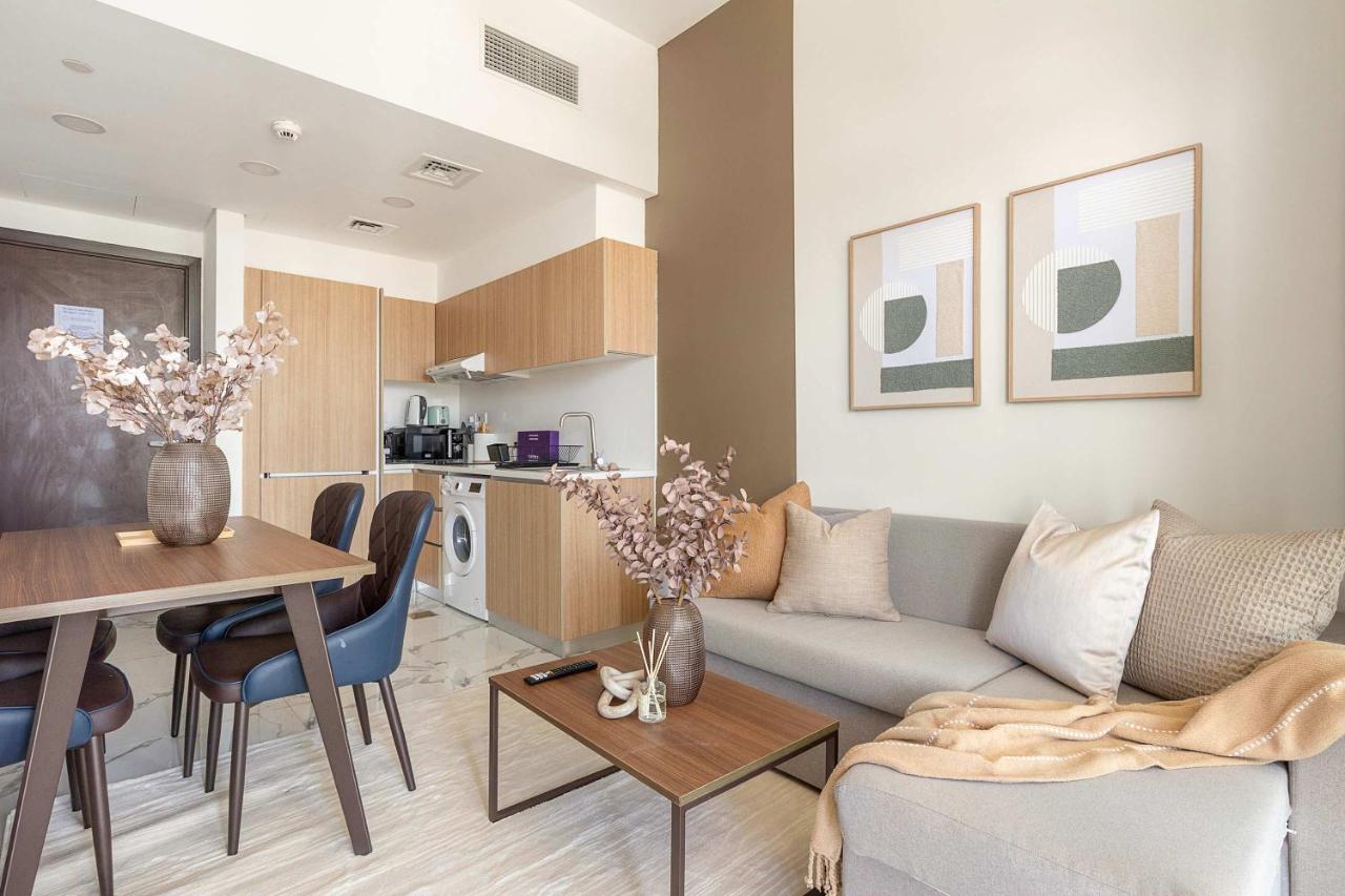 Silkhaus Vacation Homes Deluxe 1BR in Masdar City at Oasis - 5